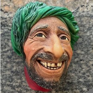 VINTAGE BOSSONS "KURD" CHALKWARE HEAD / ENGLAND